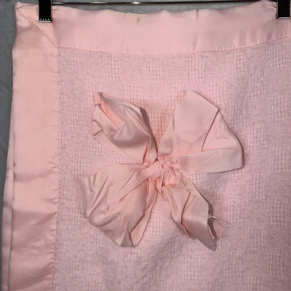 Vtg!‎ Satin Trim Baby Blanket Pink Waffle with Bow 40
